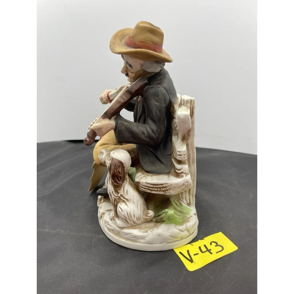 Old Man Sitting On Bench Play Violin With Dog Capodimonte Tag - Picture 6 of 10